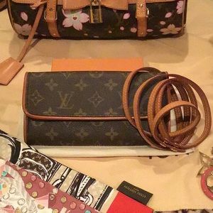 1 HR Flash Sale*LV Twin Pochette PM *w/Dust Cover!